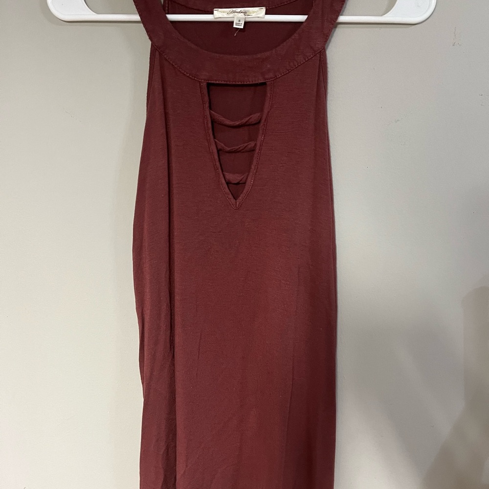 Maroon Sexy Women’s Top size small fits like a medium